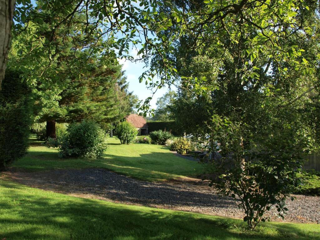 Mis Harand Bed and Breakfast Litteau Exteriör bild